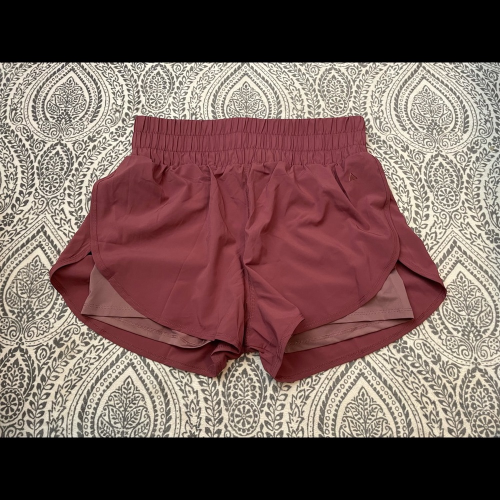 SOLD- Balance Athletica The Vista Shorts size 4